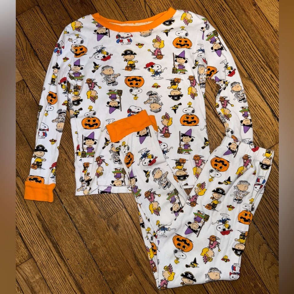 Peanuts Halloween Pajamas Set | Size 8 | Snoopy Charlie Brown Lucy Woodstock